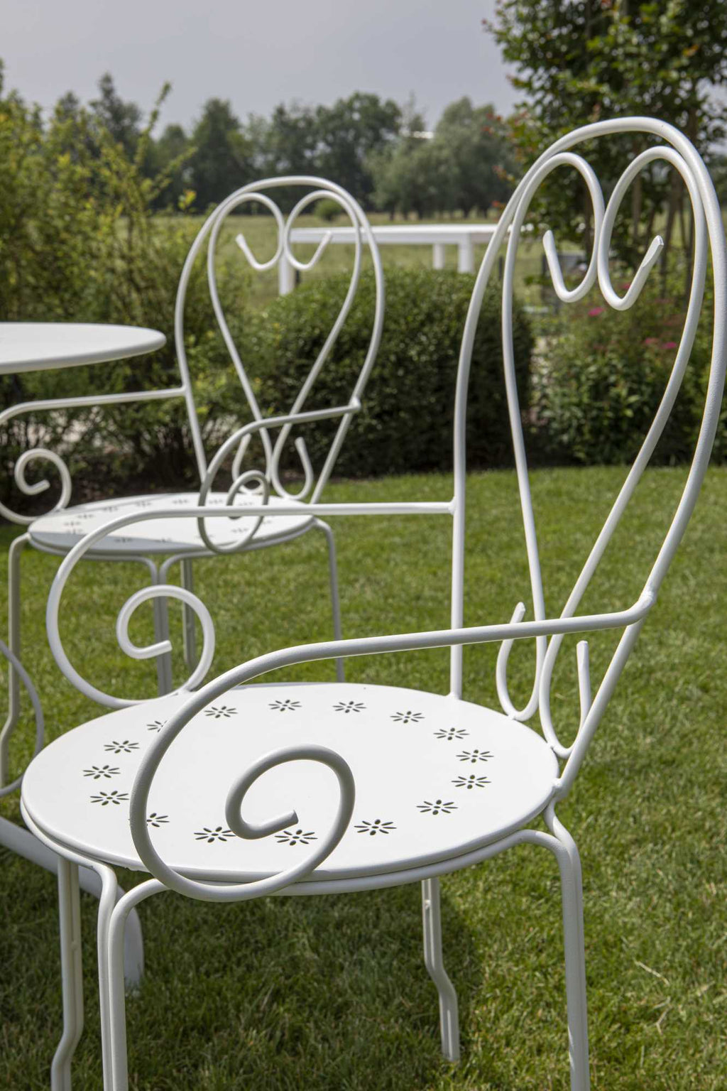 Poltrona metallo new old bianco crema cm49x48h43/59/90